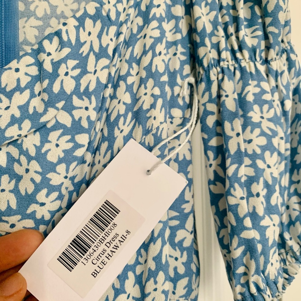 Reformation Light Blue and White Puff-Sleeve Square-Neck Mini Dress - Picture 4 of 9